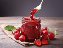 Confiture artisanale aux fraises